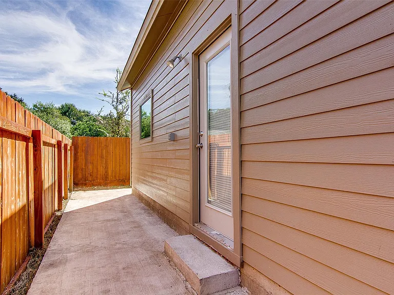 6407 Hopkins Dr #C — Photo 16