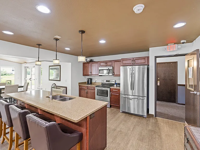 Arbor Lakes Community Room