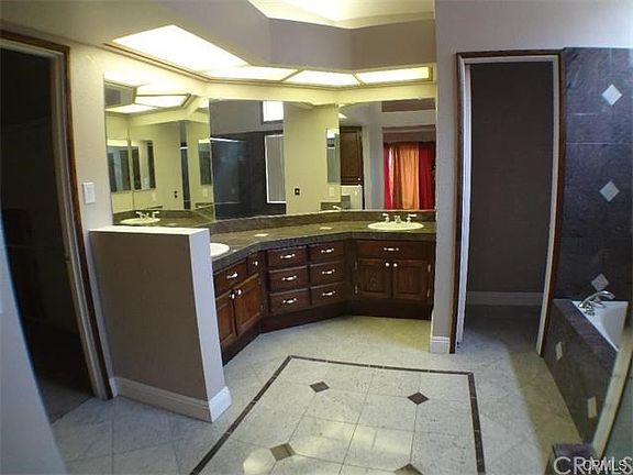 4th image of 10126 Mallow Dr