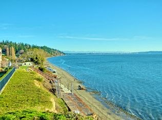 3512 Mission Beach Rd, Marysville, WA 98271