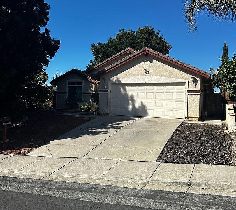 1st image of 4901 Hillridge Way