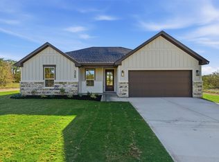 328 Rita Ridge Ct, Millsap, TX 76066