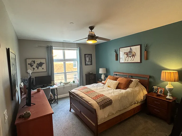 1915 N Water St #207 — Photo 4
