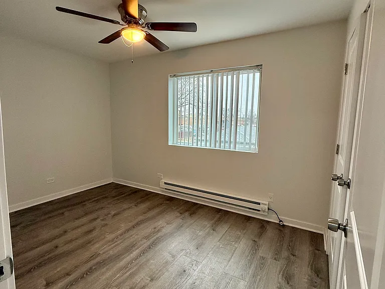 5366 S Laramie Ave #105 — Photo 11