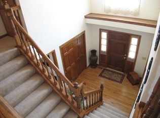 2707 Wyngate Way, Waukesha, WI 53189