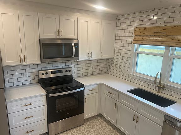 4th image of 740 S Front St #740