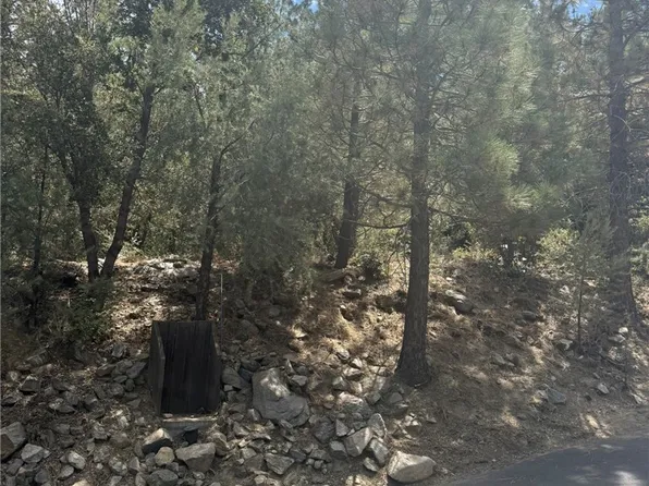 16012 Zurich Way #73, Pine Mountain Club, CA 93222