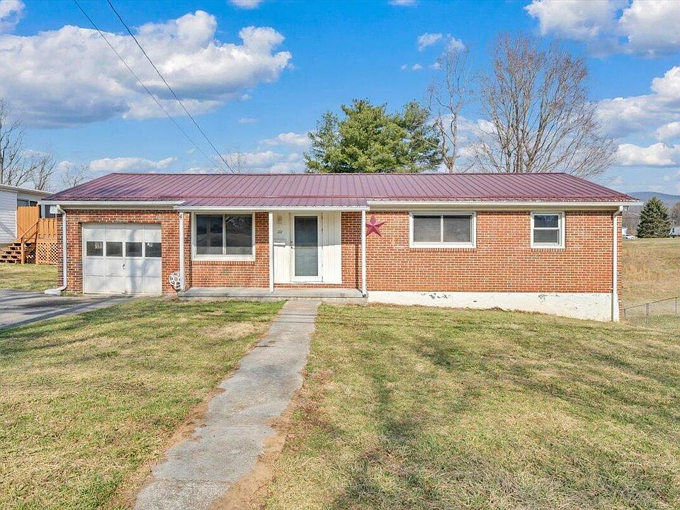 1st image of 1111 Curve Rd