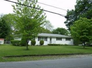 401 Cricket Ln, Trail Creek, IN 46360