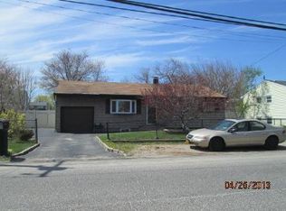 1460 Ferndale Blvd, Central Islip, NY 11722