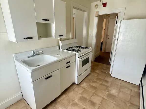 922 Washington Street, 922 Washington St APT 3, Easton, PA 18042