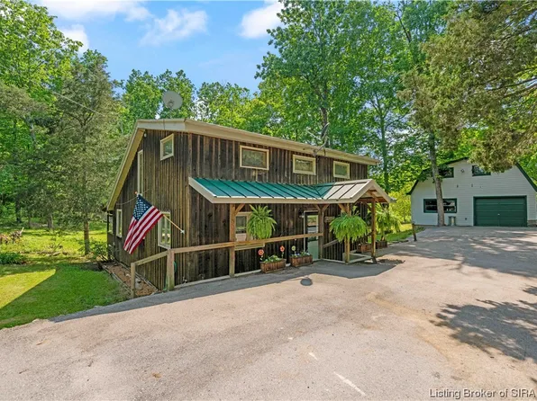 2421 N Dogwood Circle, Eckerty, IN 47116