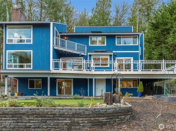 1215 293rd Avenue NE, Carnation, WA 98014