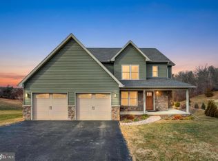 2364 Martz Ln, Hanover, PA 17331