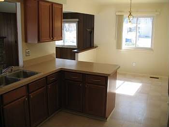 3rd image of 3555 Cloverlawn