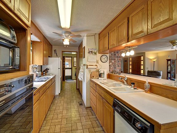 5th image of 4514 92nd Ave NW