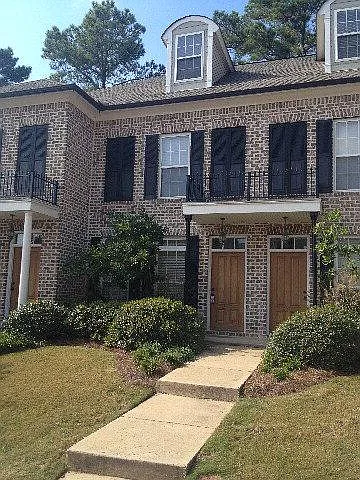 2206 Anderson Rd #202