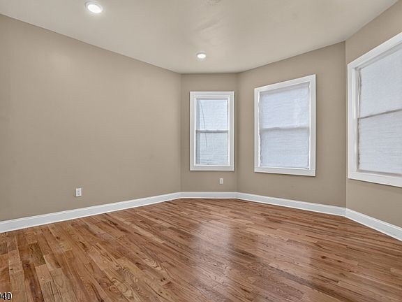2nd image of 882 S 14th St APT 1