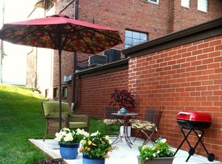 20845 Lorain Rd APT 2, Cleveland, OH 44126