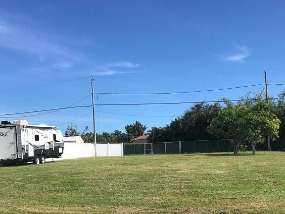 2nd image of 2061 SE Blackwell Dr