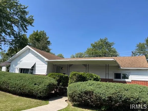 407 E Commercial St, Hartford City, IN 47348