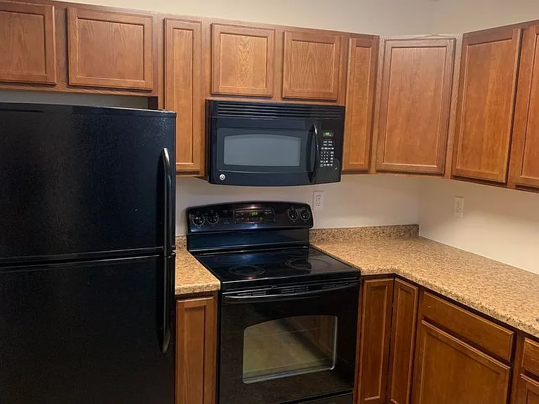 Westport Apartments — Photo 3
