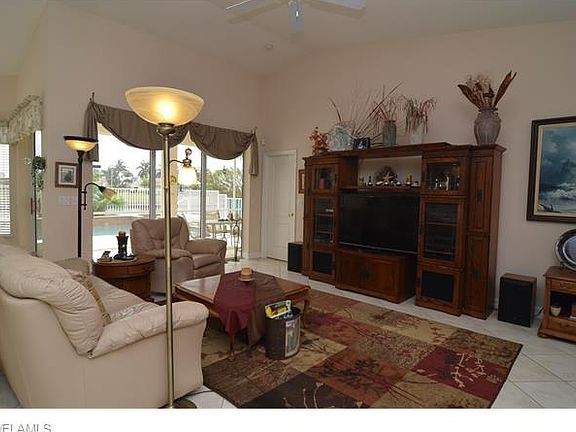 3rd image of 4122 NW 14th Ter
