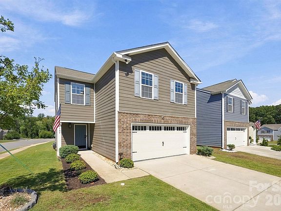 2nd image of 2137 Redstone Dr