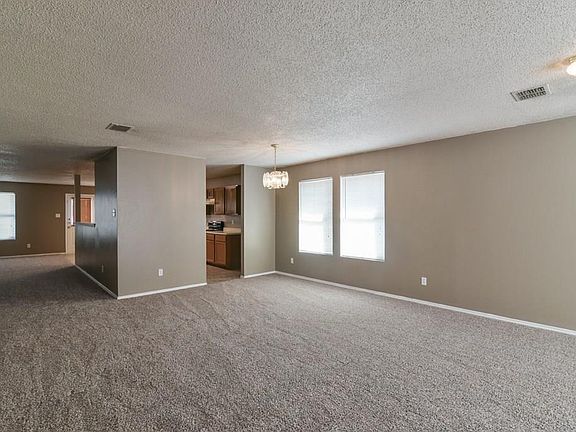 2nd image of 4212 Silverthorne Dr