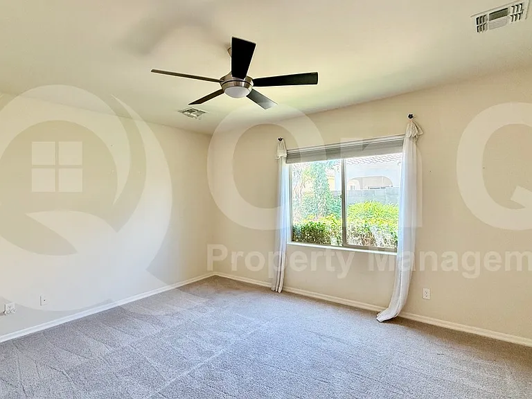 263 E Jade Dr — Photo 8