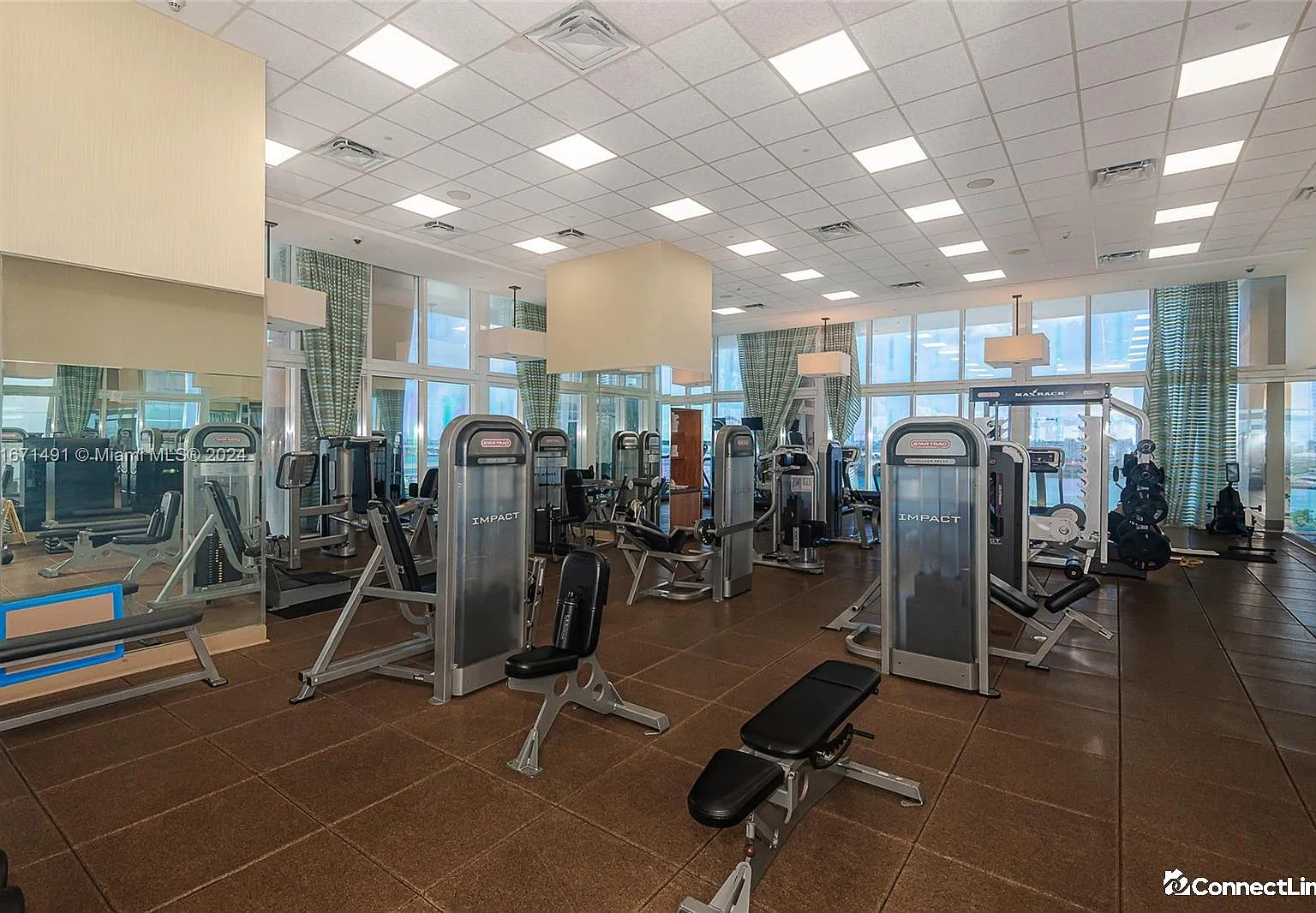 2 bed, 2.0 bath, $3,900 — Photo 3