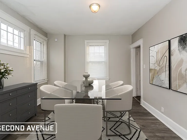 4315 W 8th St — Photo 8