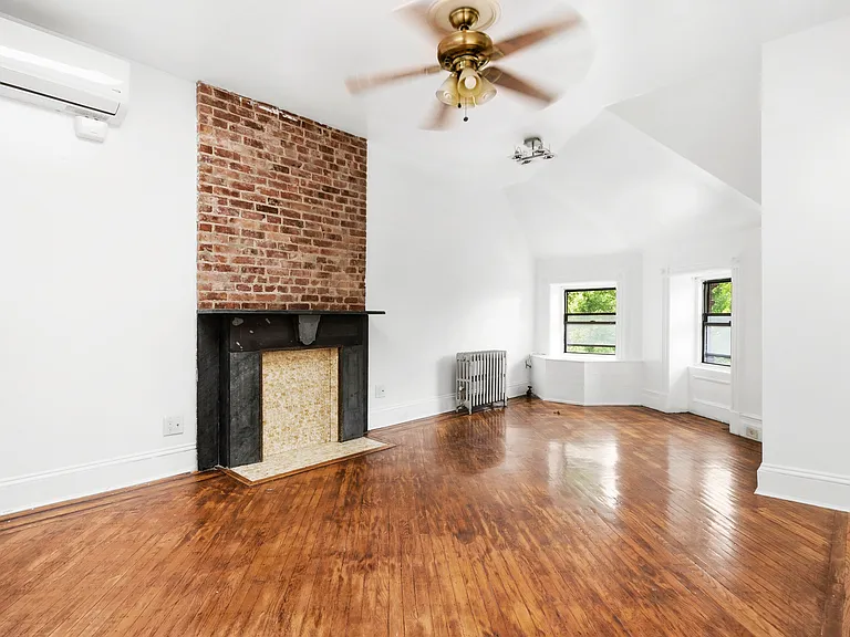 1297 Bergen St #4 — Photo 3
