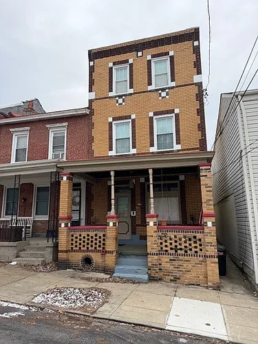 180 SE 17th St #2 Photo 1