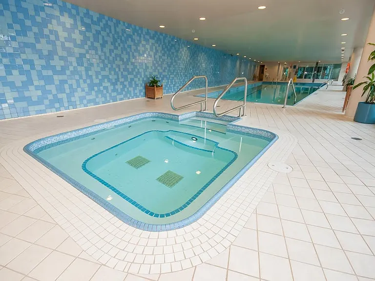 1067 Marinaside Cres #1703 — Photo 31