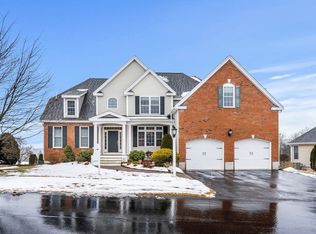 20 Valley View Way, Methuen, MA 01844