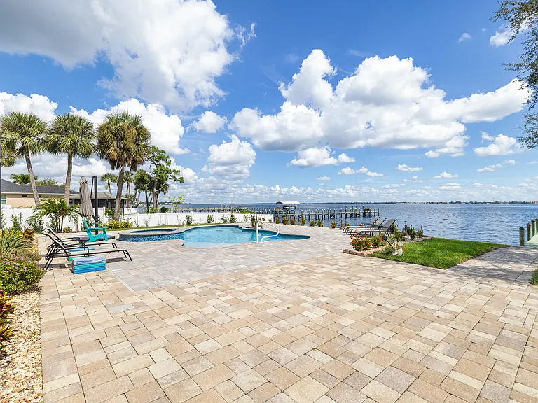 4470 Northshore Dr — Photo 41