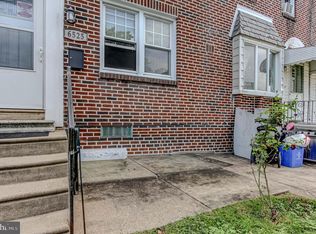 6525 Walker St, Philadelphia, PA 19135