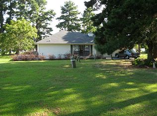 9211 Northshore Dr, Hackett, AR 72937