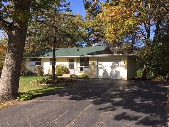 2nd image of 430 Waubun Dr