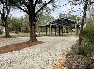 6924 Gardenia St, Wewahitchka, FL 32465