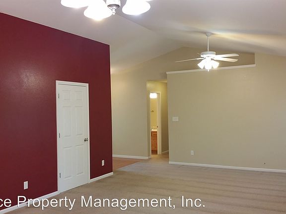 2nd image of 532 Harland Dr
