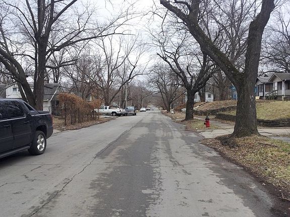 5th image of 6820 Bellefontaine Ave