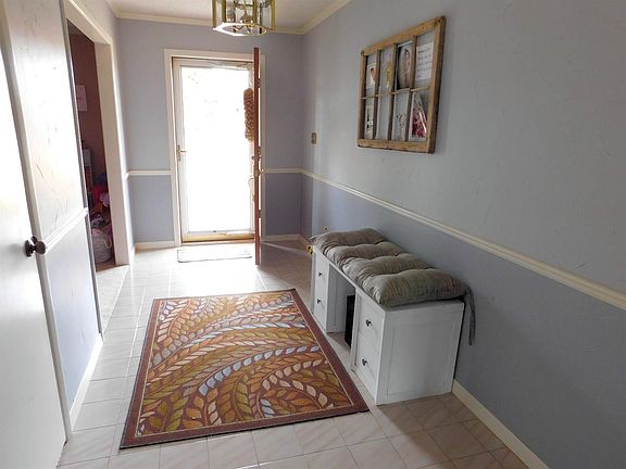2nd image of 1001 Avenue K