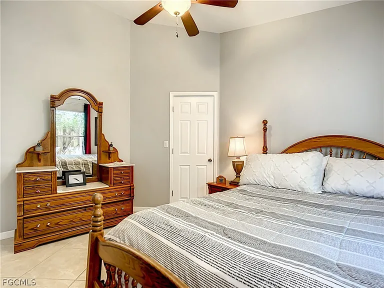 13633 Admiral Ct — Photo 21
