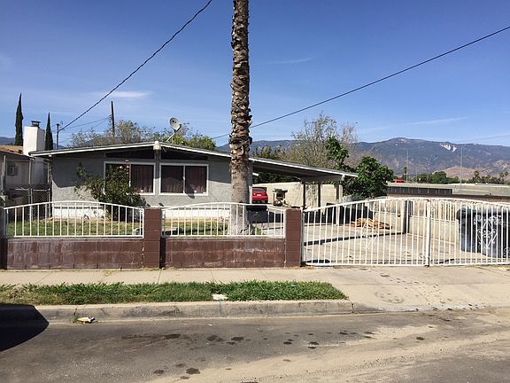 2nd image of 924 Magnolia Ave