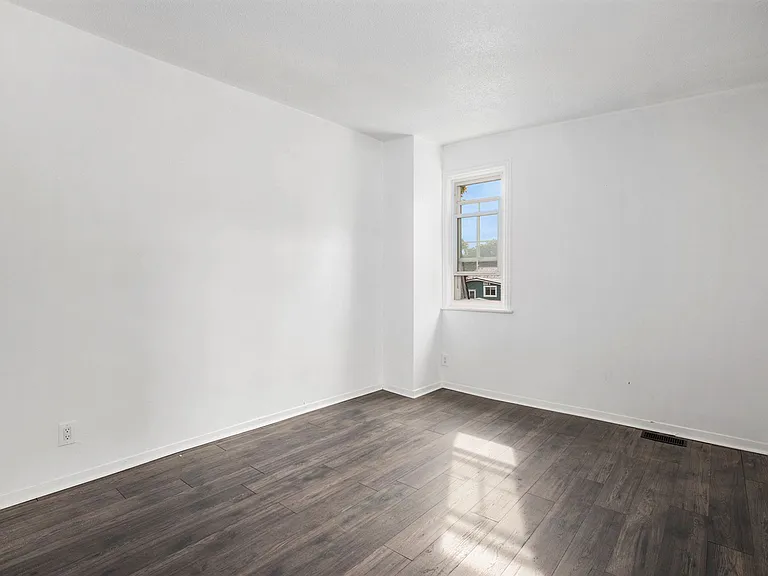 116 Boteler St #1 — Photo 18