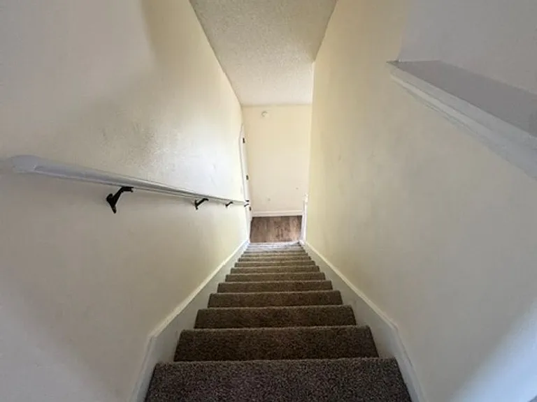 712 Denise Dr — Photo 30