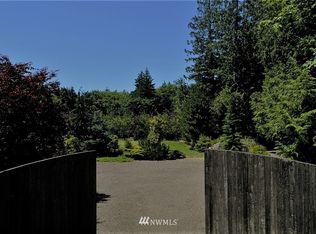3524 Arvick Rd SE, Pt Orchard, WA 98366