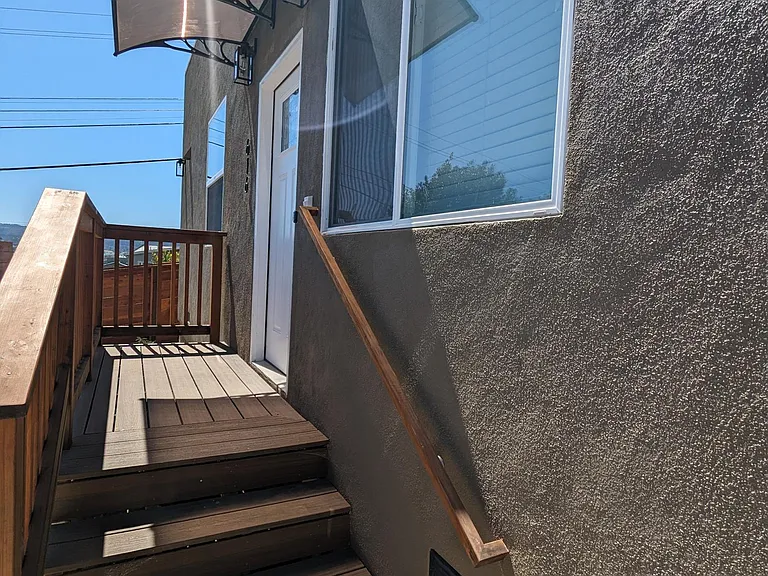 616 Tamarack Ln — Photo 7